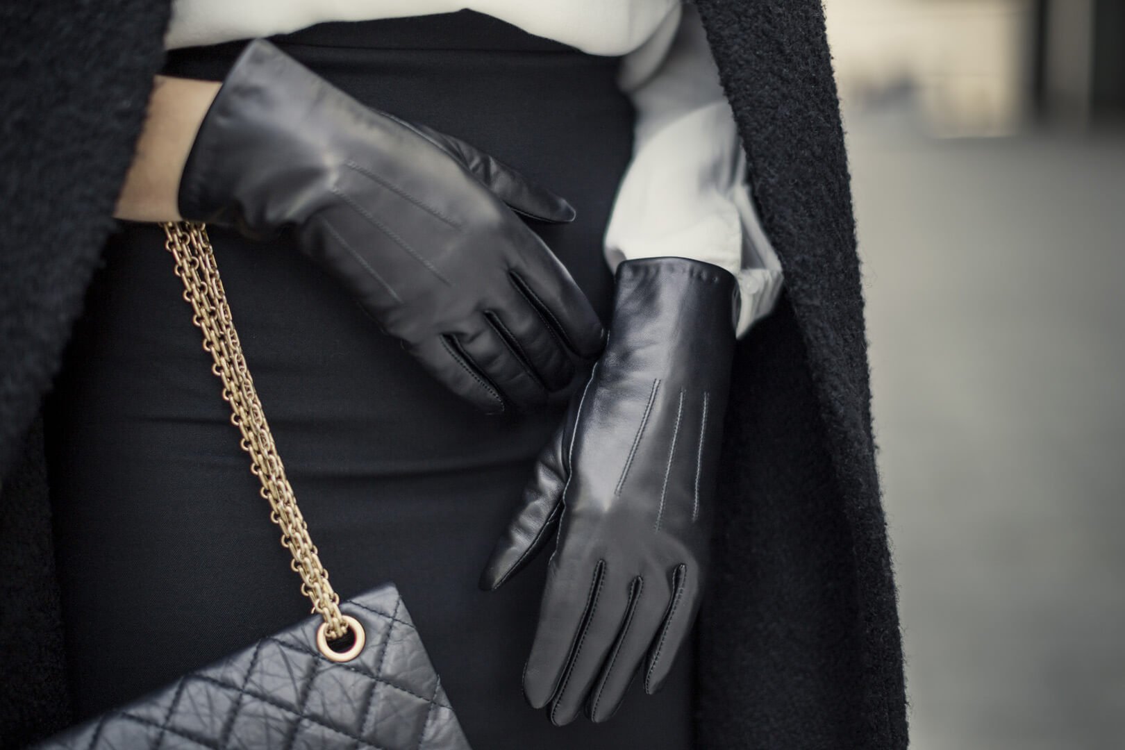 Elegant black gloves for women napoCLASSIC