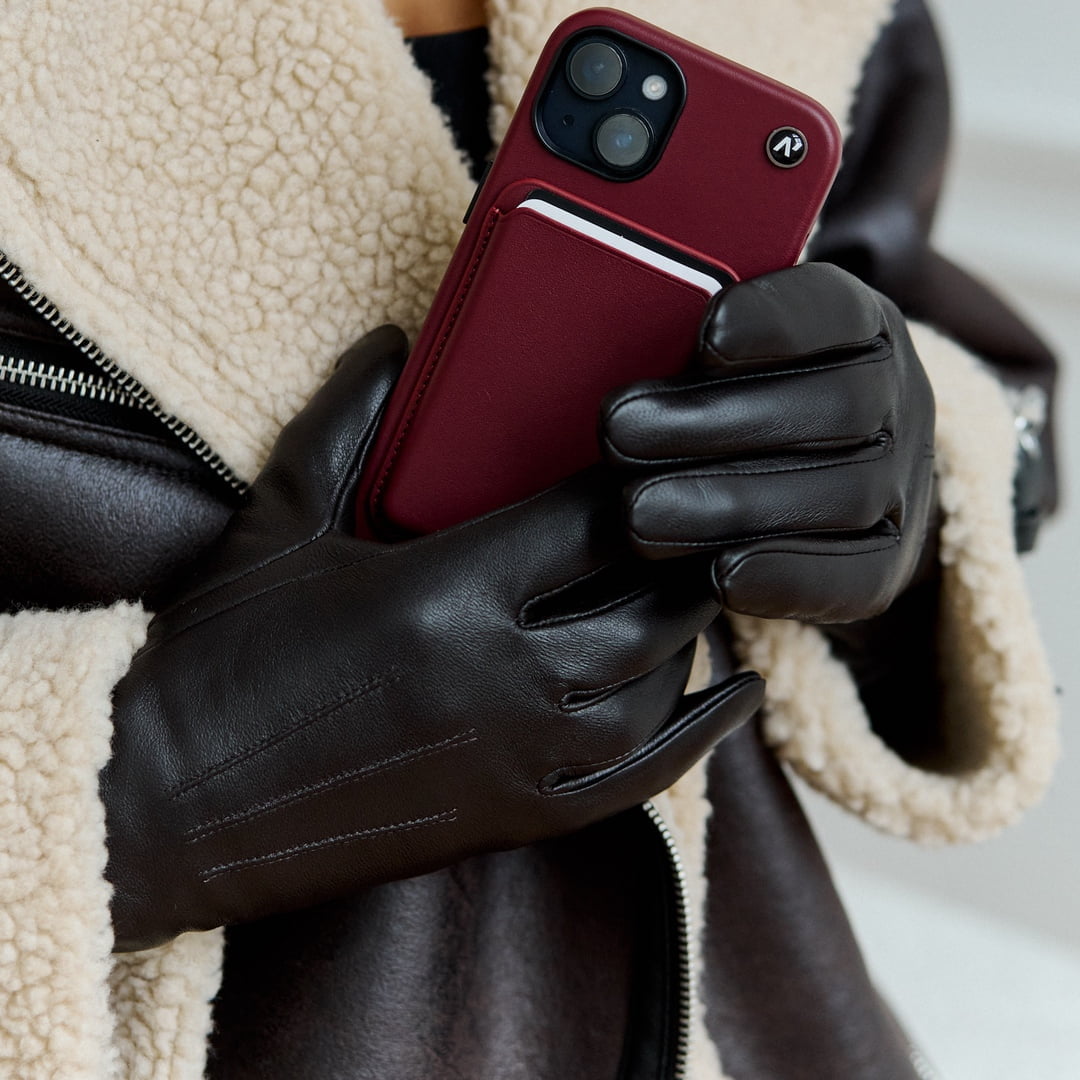 women's black leather gloves