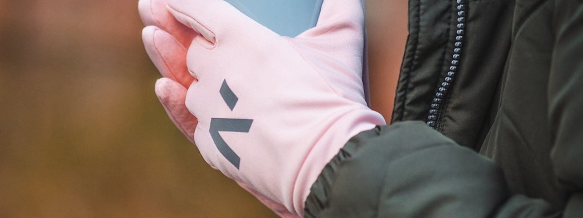sports pink gloves